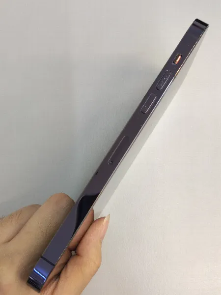 Apple iPhone 14 Pro Max — photo 3 of 10