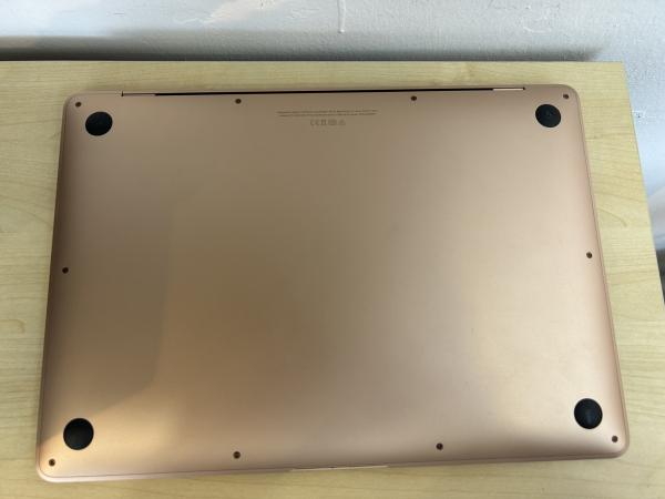 MacBook AIR RETINA 13-INCH 2020