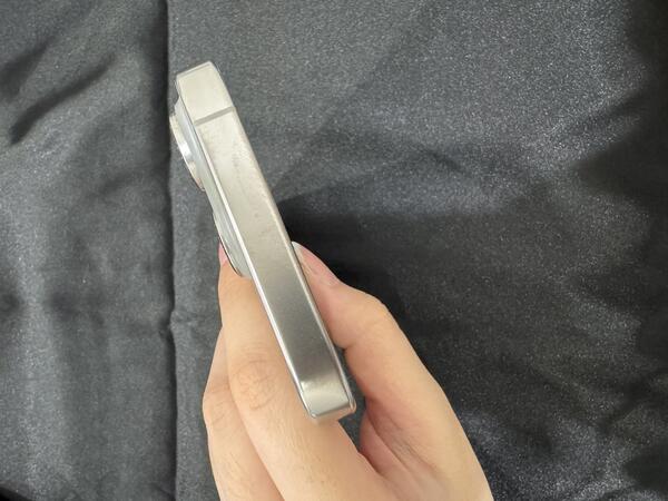 Apple iPhone 16 Pro