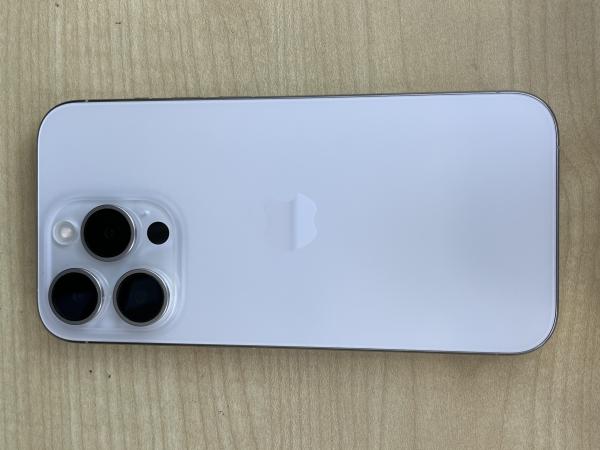 Apple IPHONE 15 PRO