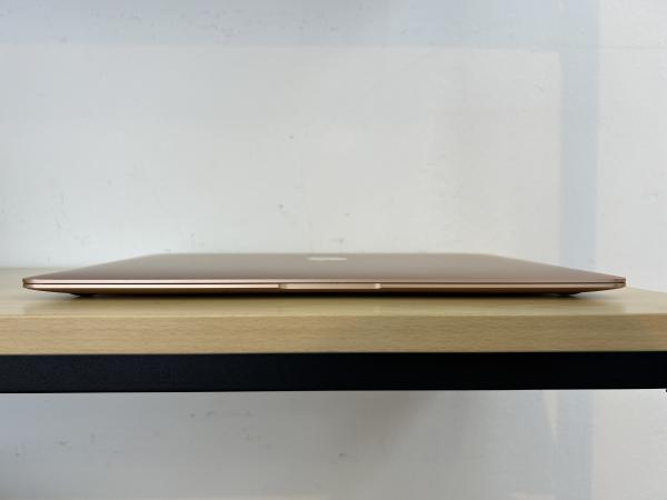 MacBook AIR RETINA 13-INCH 2020