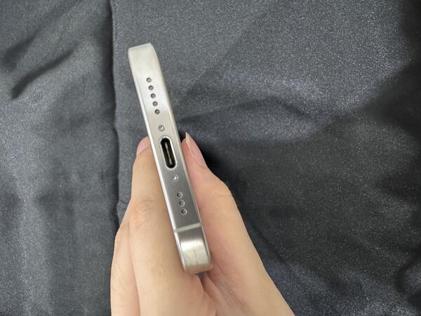 Apple iPhone 16 Pro