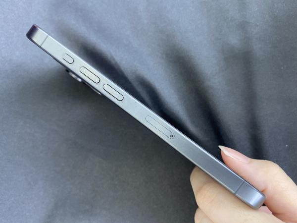 Apple IPHONE 15 PRO
