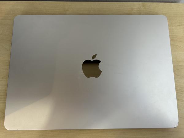MacBook AIR 14INCH M2