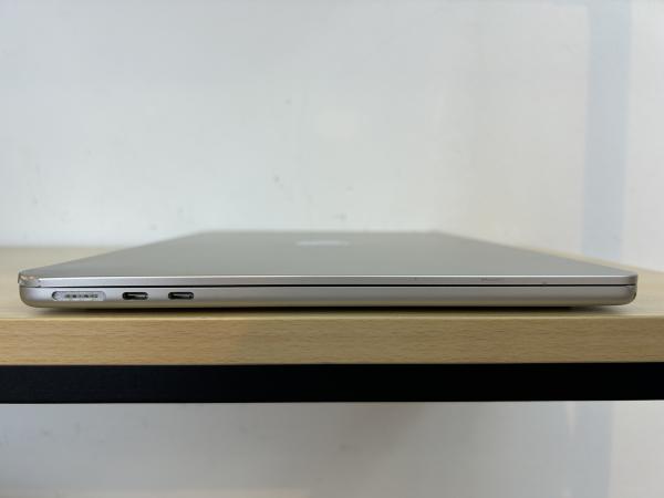 MacBook AIR 14INCH M2
