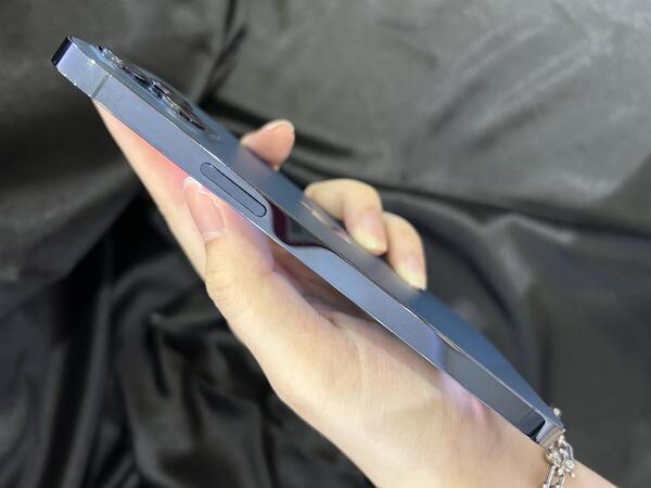 Apple iPhone 12 Pro Max