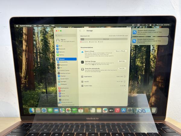 MacBook AIR RETINA 13-INCH 2020