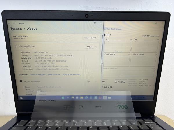 Lenovo IDEAPAD SLIM 3