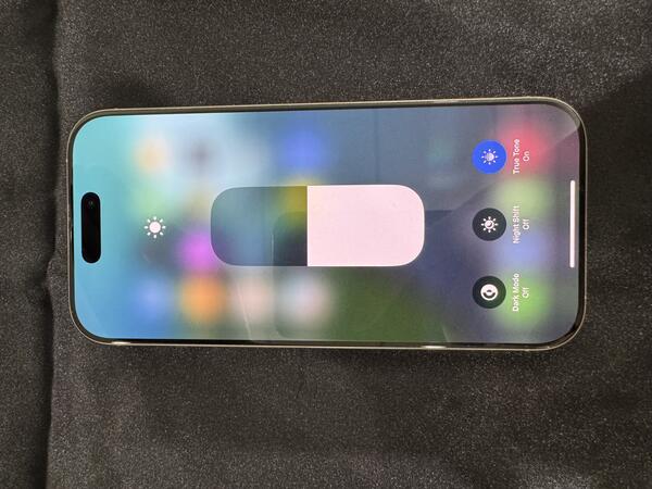 Apple iPhone 16 Pro