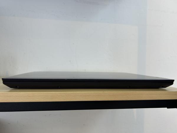 Lenovo IDEAPAD SLIM 3