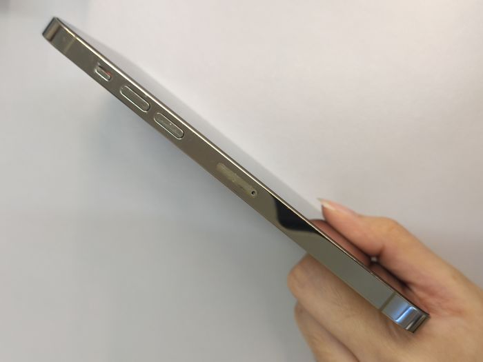 Apple iPhone 14 Pro Max — photo 3 of 11