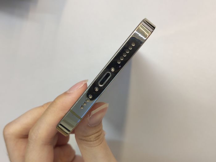 Apple iPhone 14 Pro Max — photo 5 of 11