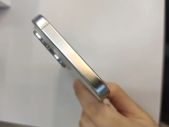 Apple iPhone 16 Pro Max — photo 6 of 10