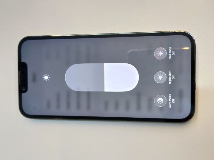 Apple iPhone 13 Pro — photo 7 of 10