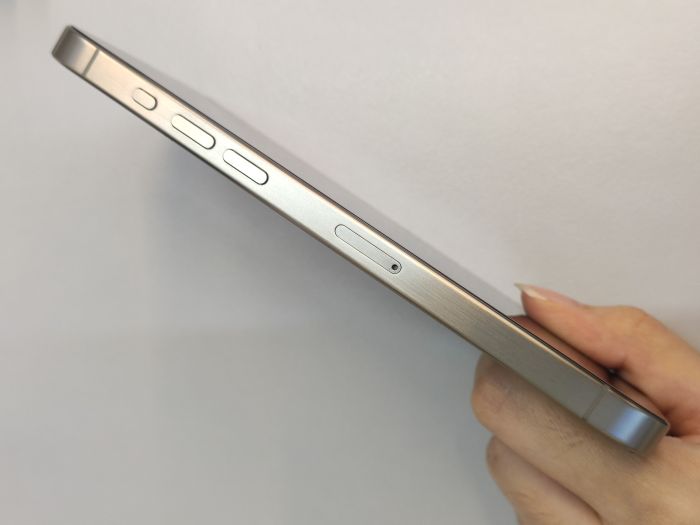Apple iPhone 15 Pro Max — photo 5 of 10