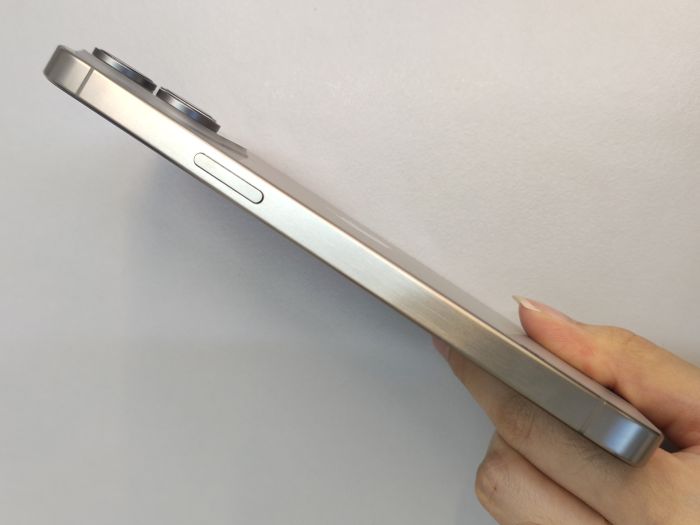 Apple iPhone 15 Pro Max — photo 6 of 10