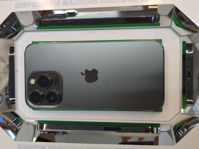 Apple iPhone 13 Pro — photo 11 of 11