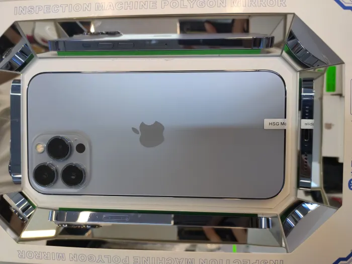Apple iPhone 13 Pro Max — photo 2 of 10