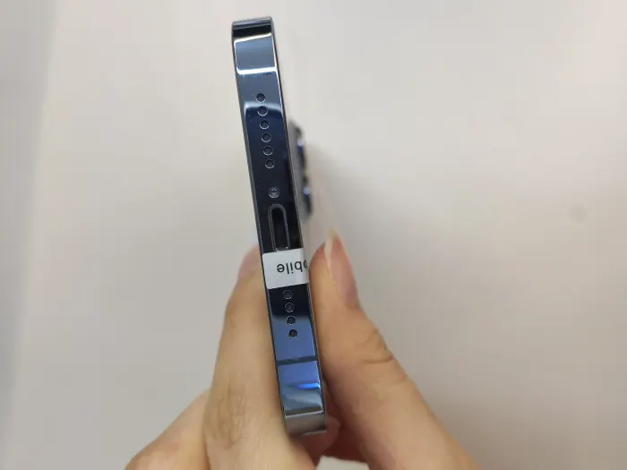 Apple iPhone 13 Pro Max — photo 7 of 10