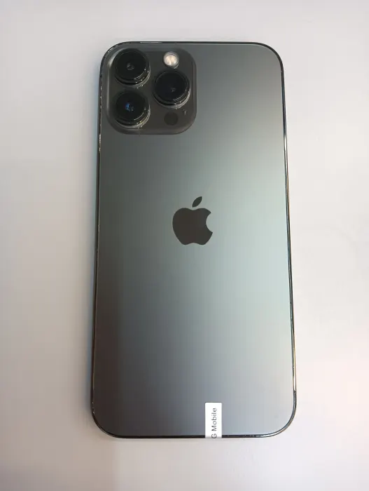 Apple iPhone 13 Pro Max — photo 3 of 10