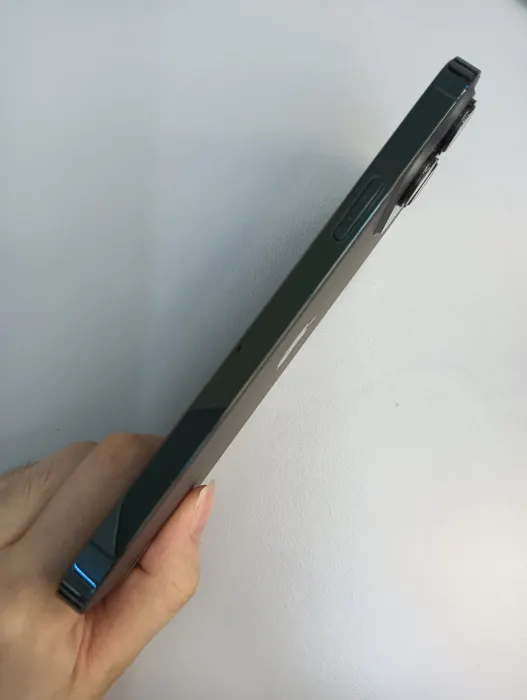 Apple iPhone 13 Pro Max — photo 5 of 10