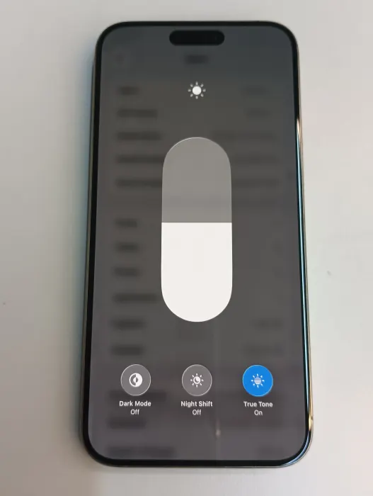 Apple iPhone 15 Pro Max — photo 8 of 10