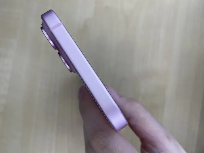 Apple iPhone 15 Plus — photo 2 of 10