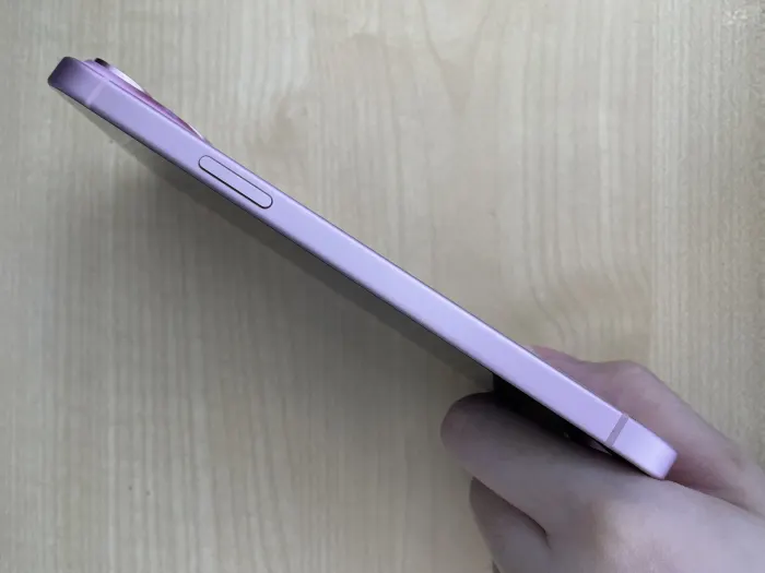 Apple iPhone 15 Plus — photo 7 of 10