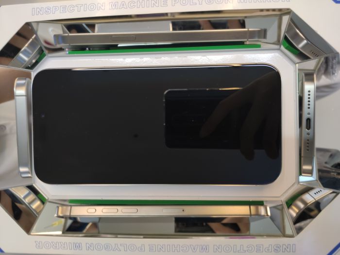 Apple iPhone 15 Pro Max — photo 3 of 10