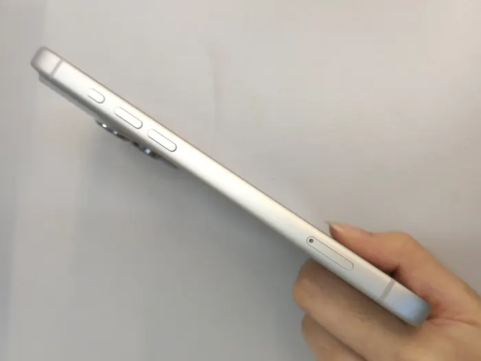 Apple iPhone 17 Pro Max — photo 5 of 10