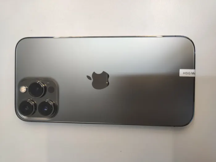 Apple iPhone 13 Pro Max — photo 2 of 10