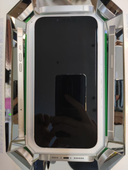 Apple iPhone 14 Plus — photo 3 of 11