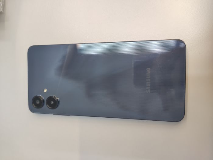 Samsung Galaxy A06 — photo 2 of 9