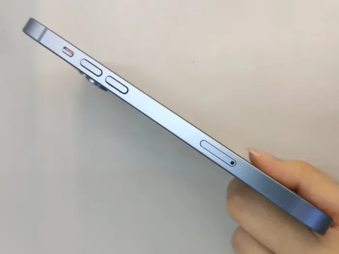 Apple iPhone 14 Plus — photo 5 of 10