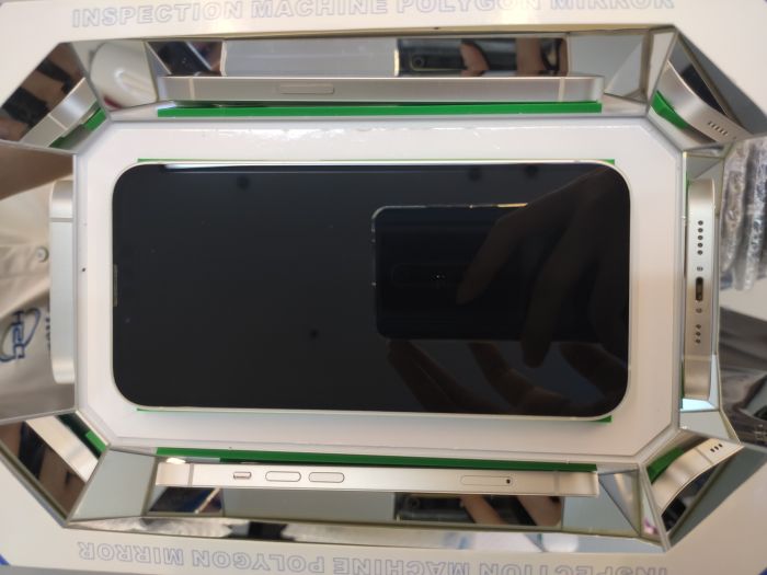 Apple iPhone 13 — photo 3 of 10