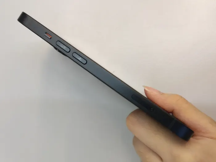 Apple iPhone 14 — photo 5 of 11