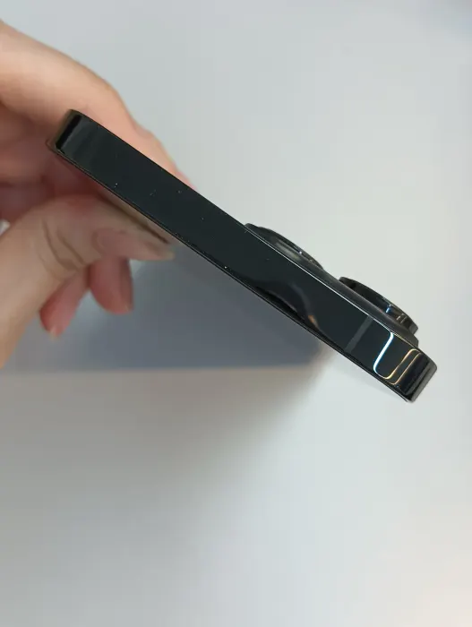 Apple iPhone 14 Pro Max — photo 7 of 10