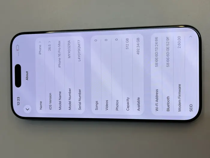 Apple iPhone 16 Pro Max — photo 8 of 10