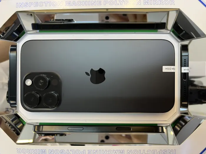 Apple iPhone 16 Pro Max — photo 9 of 10