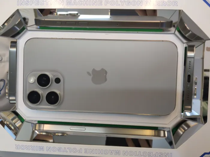 Apple iPhone 15 Pro Max — photo 10 of 10