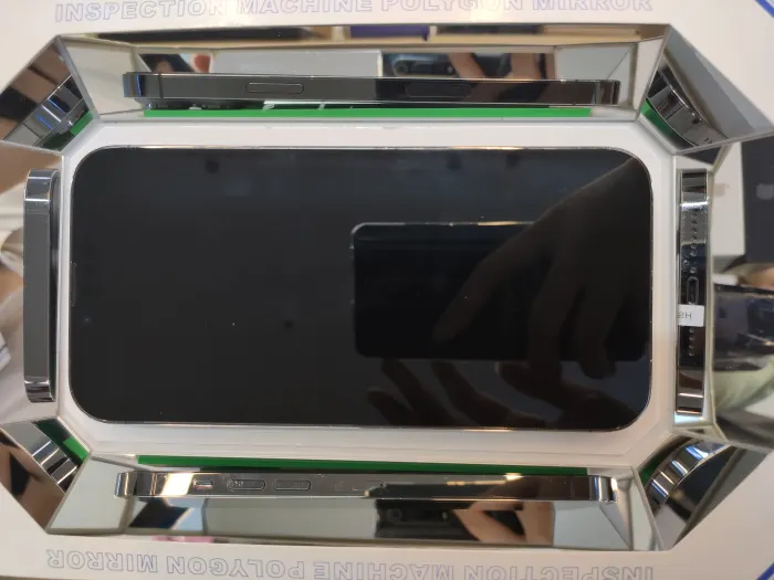 Apple iPhone 13 Pro Max — photo 3 of 10