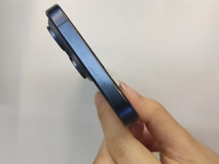 Apple iPhone 15 Pro Max — photo 8 of 10