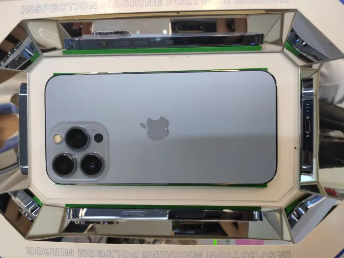 Apple iPhone 13 Pro — photo 2 of 10