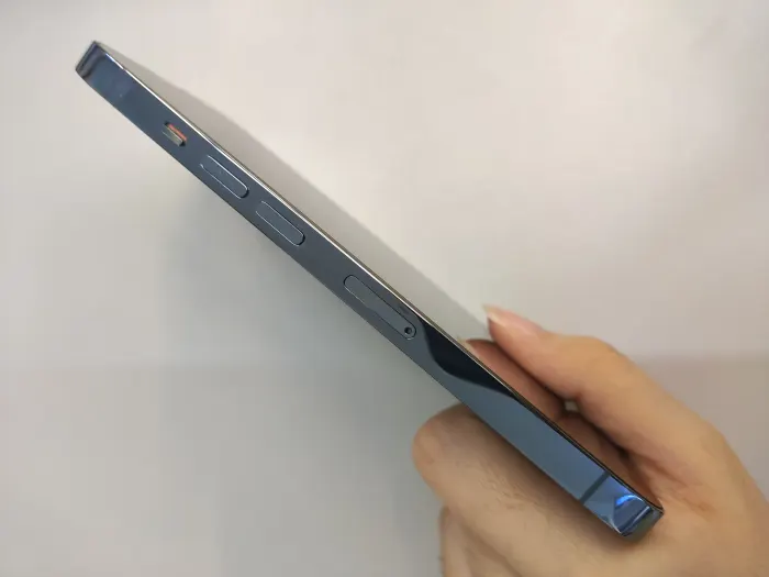 Apple iPhone 13 Pro — photo 5 of 10