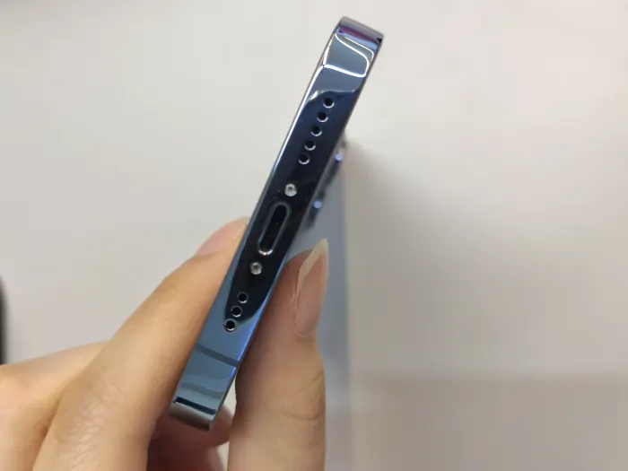 Apple iPhone 13 Pro — photo 7 of 10