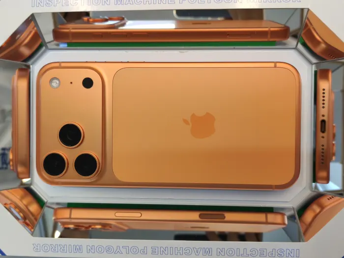 Apple iPhone 17 Pro Max — photo 10 of 10