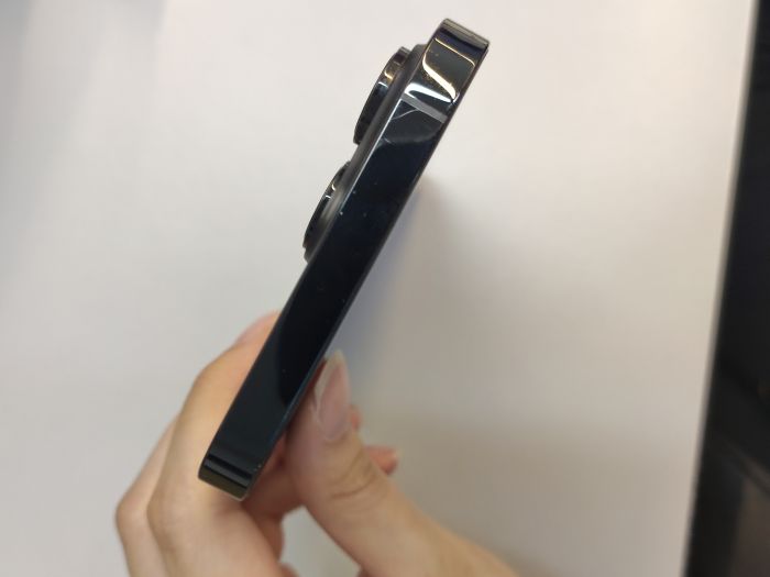 Apple iPhone 14 Pro Max — photo 8 of 10