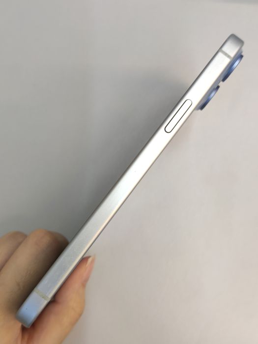 Apple iPhone 15 Plus — photo 6 of 10