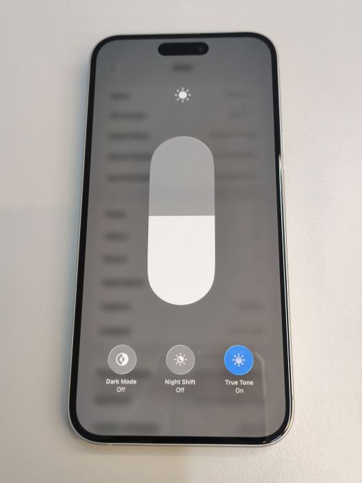Apple iPhone 15 Plus — photo 9 of 10