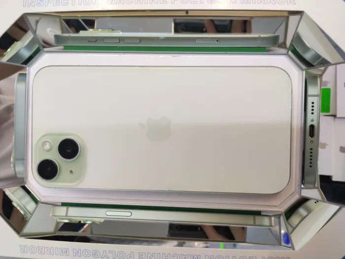 Apple iPhone 15 Plus — photo 2 of 10